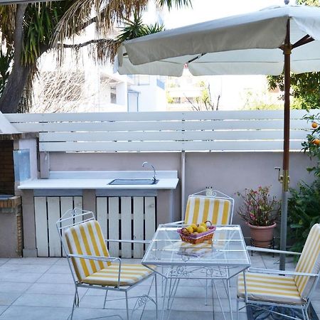 Kalamata Beach Maizonette Ground Floor And Semi-Basement With Yard エクステリア 写真