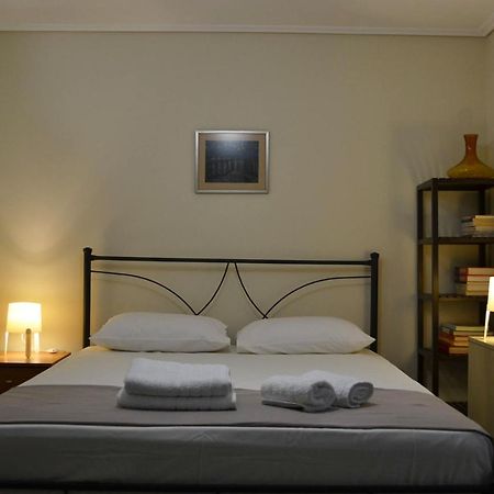 Kalamata Beach Maizonette Ground Floor And Semi-Basement With Yard エクステリア 写真