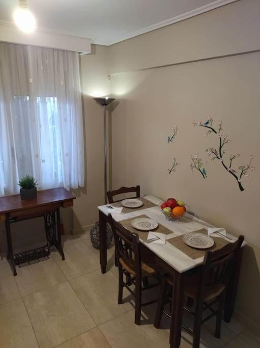 Kalamata Beach Maizonette Ground Floor And Semi-Basement With Yard エクステリア 写真